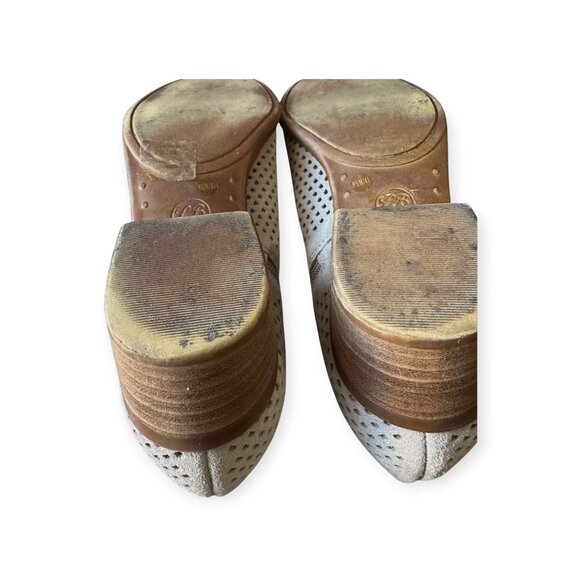 Lucky Brand Baylah2 Gray Suede Perforated booties, Size 9.5 - Picture 9 of 12